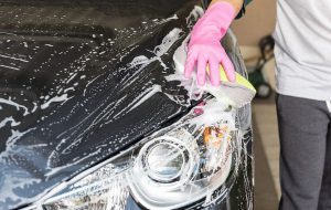 Samodzielne mycie samochodu